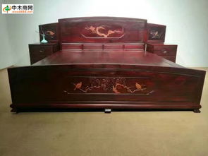 服裝服飾批發(fā)市場(chǎng) 價(jià)格、廠家、貨源與行業(yè)資訊全攻略